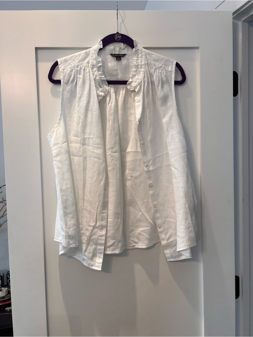 Brooks Brothers White Sleeveless Ruffle-Trim Button-Down Top
